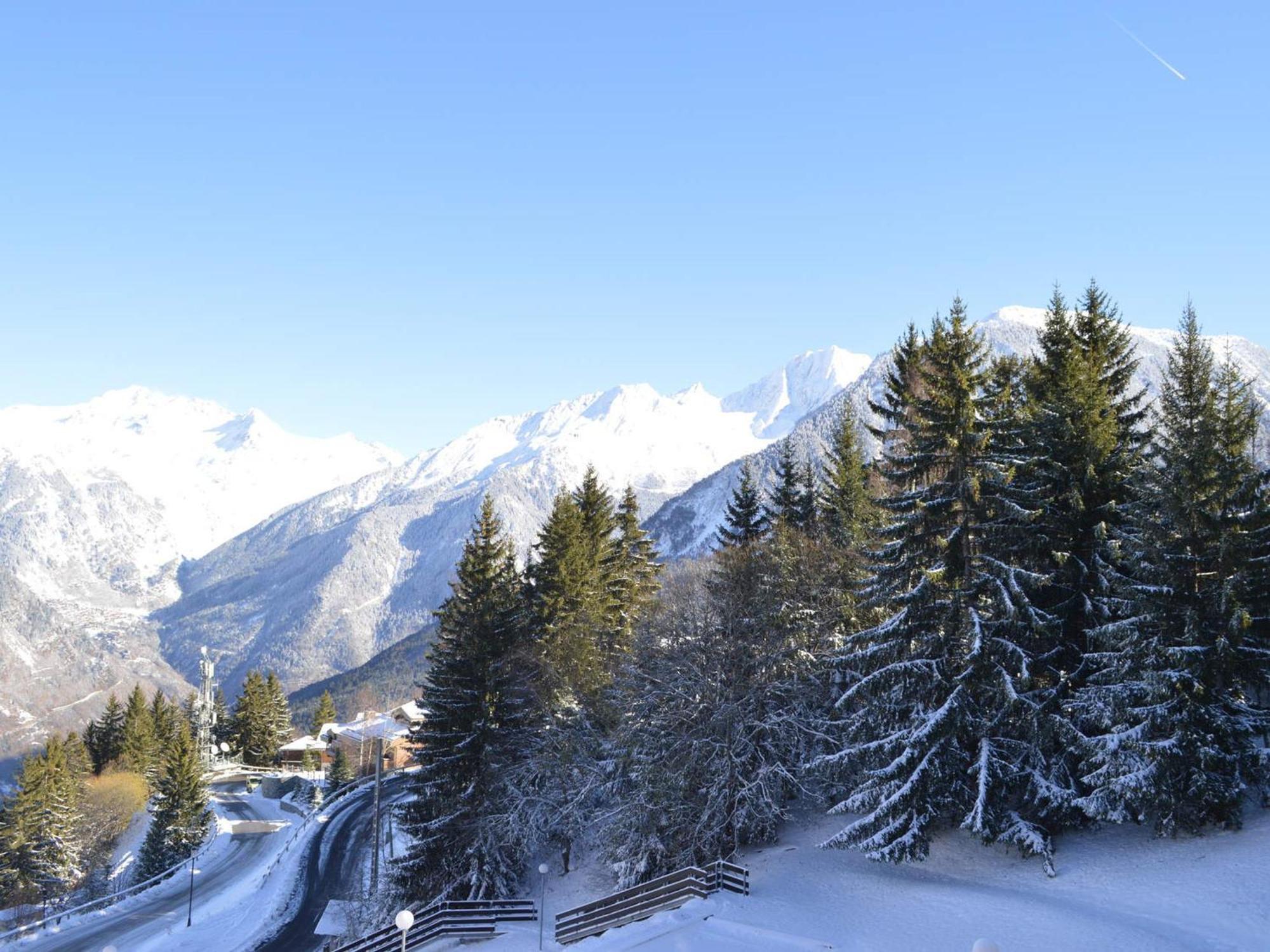 2 Pieces Renove A Avec Balcon Et Wifi - Fr-1-575-27 Courchevel